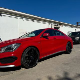 CLA 35 AMG❤️ Tahle červená raketa dostala nový 19” komplet, který zvýraznil celkový sportovní dojem vozu👌 Děkujeme za...